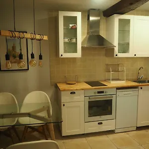 Piso Con Encanto En La Parte Vieja. Fontarrabie
